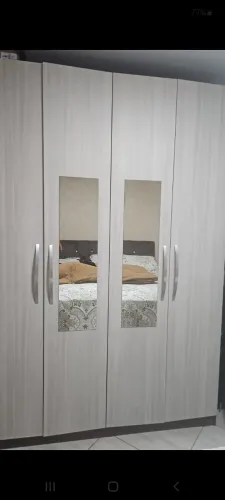 Guarda roupa 4 portas novo