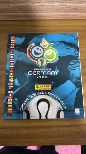 Álbum copa 2006 CARTONADO vazio impecável (importado)