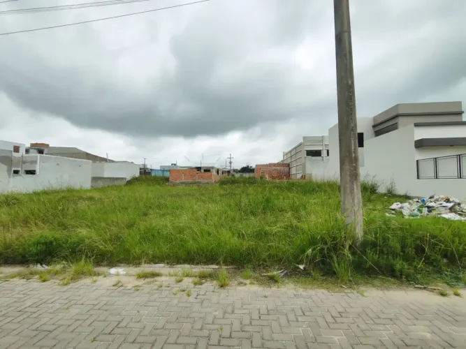 Terreno à venda no Residencial Domingos de Almeida