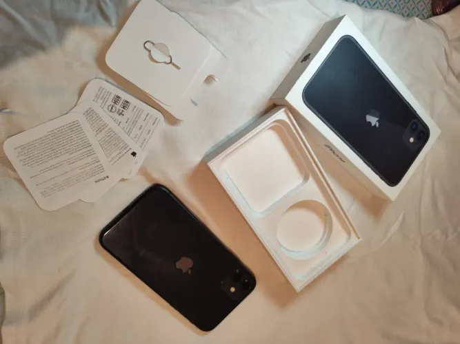 Vendo iPhone 11 64GB - excelente estado 