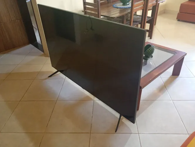 TV Samsung 70 polegadas, modelo :AU7700 Smart TV 4K UN70AU770G