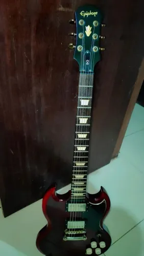 Guitarra epiphone SG 400 ano 2009 impecável