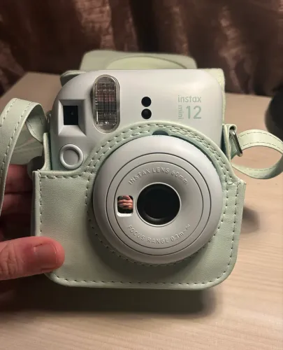 Câmera Instantânea Fujifilm Instax Mini 12 Verde (Estado de Nova + Case + 7 Fotos!)