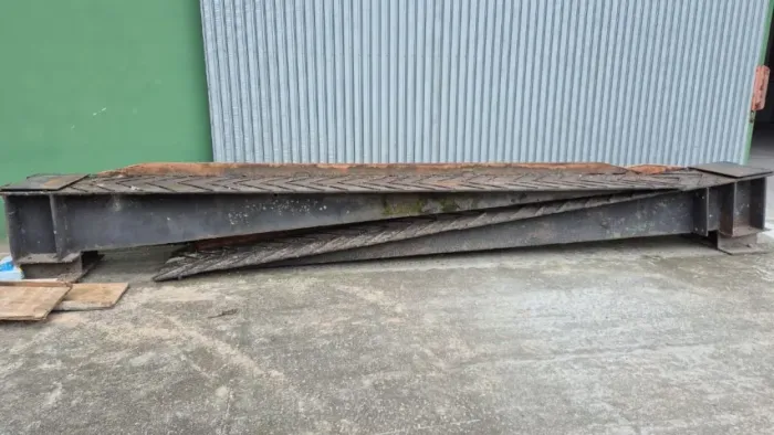 RAMPAS DE FERRO PARA EMPILHADEIRA, CAMINHÃO, CARRO...