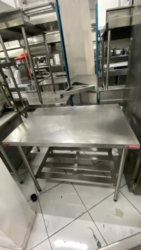 Mesa inox