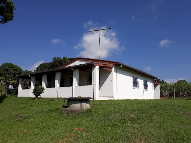 Chácara em Caminho das Águas - Tuiuti