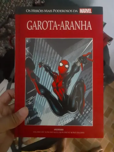Garota Aranha - Salvat Capa Vermelha 69 -Os herois mais poderosos da Terra