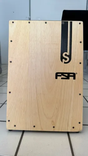 Cajón FSA Standard Series Eletroacústico Captação Dupla XLR NOVO