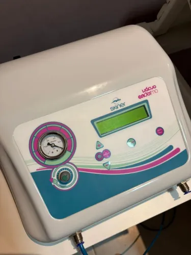 Aparelho estético vácuo/endermologia - Skiner