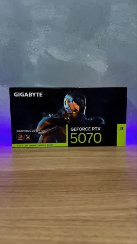 Rtx 5070 12gb Gigabyte (Nova Lacrada)