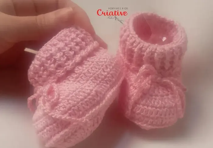 Sapatinho de crochê bebê