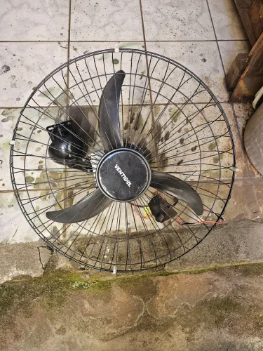 Vendo ventilador de parede