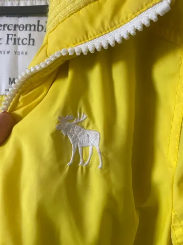 Jaqueta Abercrombie & Fitch Original Impermeável Amarela Tam. M