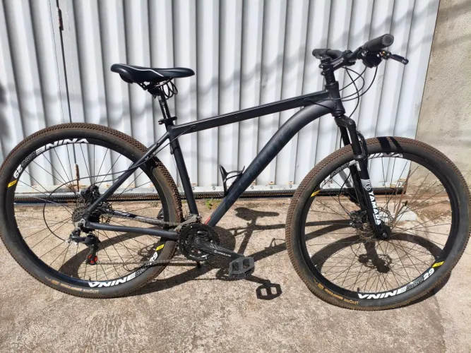 Bike Aro 29 Absolute Nero IV Tam 19 - Pegar e Andar!