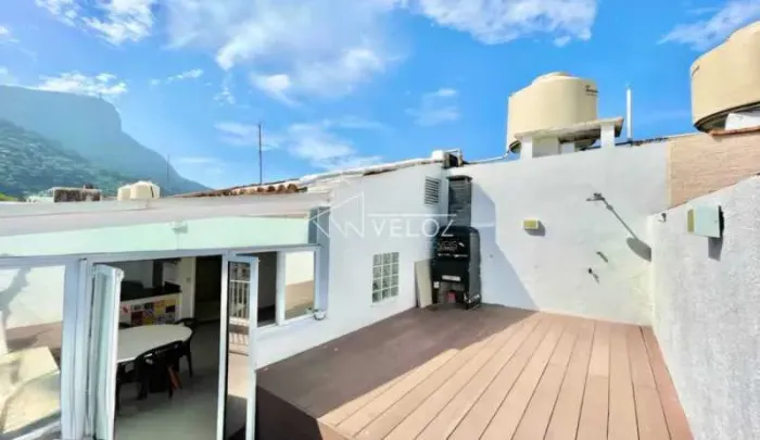 Apartamento : / Residencial / Jardim Botânico
