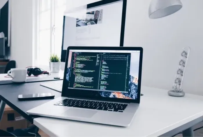 Análise e Desenvolvimento de Sistemas,Aplicativos , WebSites ,IA - Inteligência Artificial