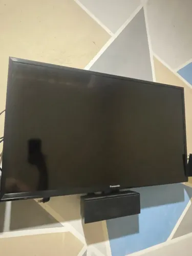 TV 32 Panasonic semi nova