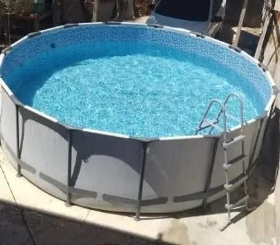 Piscina 16 mil litros