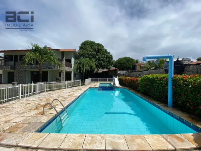 Casa duplex com 720m² 5 quartos 6 vagas