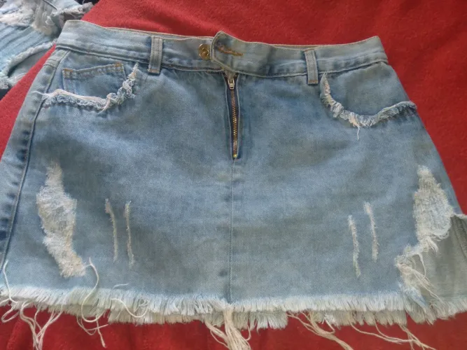 Vendo saia jeans em otimo estado!