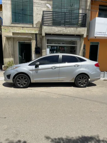 Ford Fiesta Sedan SE 1.6 16V Flex 4P 2011