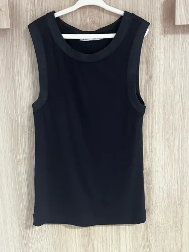 Camiseta preta básica PP Renner