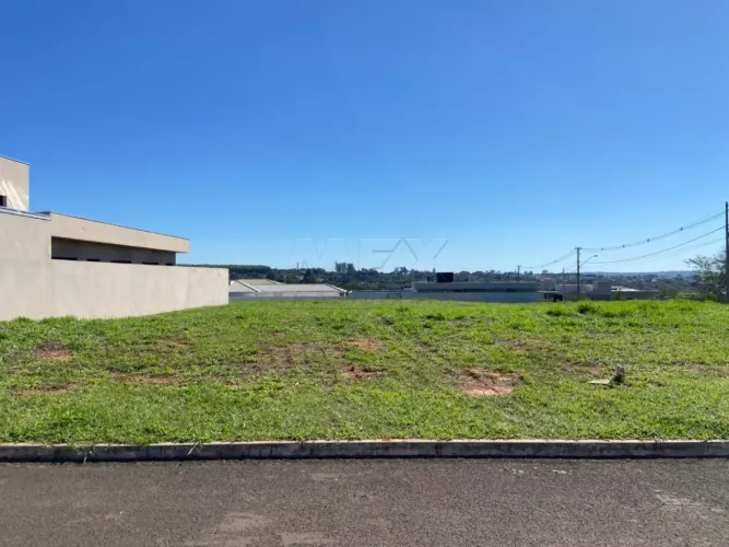 Terreno no Residencial Ávila I