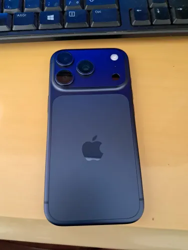 iPhone 17 Pro 256Gb Azul (impecável novo)