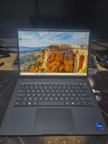 Notebook dell pro i5 ultra, 16gb ddr5, m2 512gb. Zero! 
