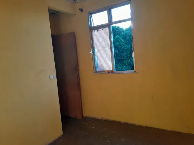 Vendo casa 5 minutos do centro de Belford Roxo