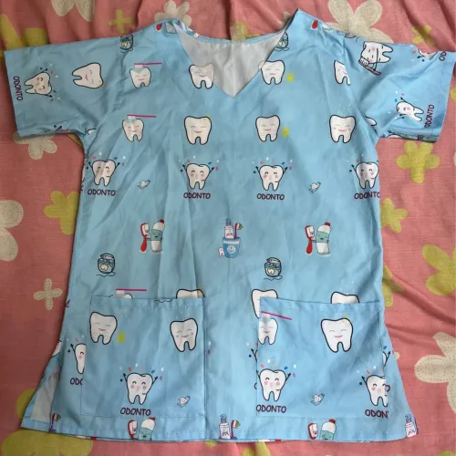 Vendo blusinha odonto tamanho P R$25 Sem avarias, mas não uso mais