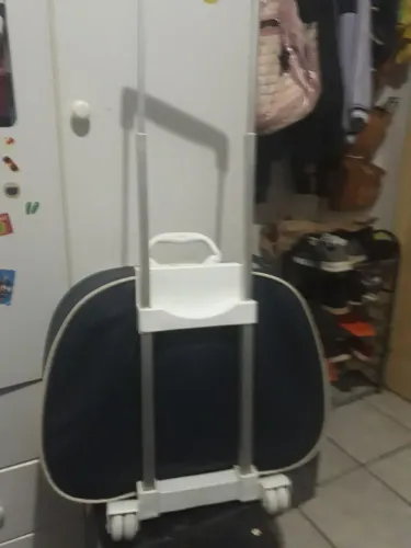 Mochila maternidade com rodinhas