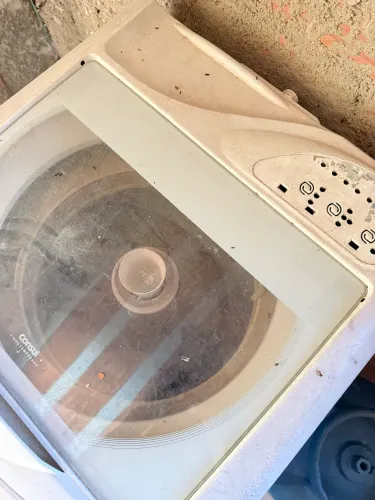 Máquina de lavar para retirada de peças 