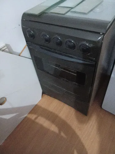 Fogão de 4 bocas (Entrego)