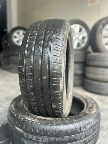 Pneu Pirelli 225/50/17 Semi novo