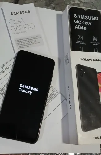 Smartphone SAMSUNG A04e 64GB e 3GB de RAM | R$ 300,00