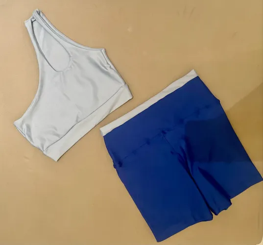Roupas de academia
