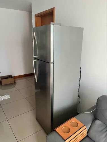 Geladeira Electrolux Frost Free Inox - Excelente Estado