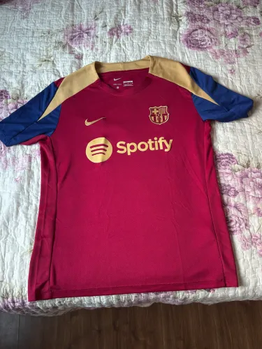 Camisa Barcelona Strike