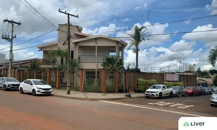 Sobrado com 4 Quartos no Bairro Odília, Rio Verde-go.