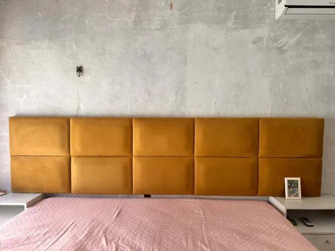 Cabeceira de cama estofada