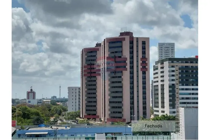 Apartamento semi-mobiliado para alugar, 163m² com 4 quartos, sendo 2 suítes, no Aeroclube 