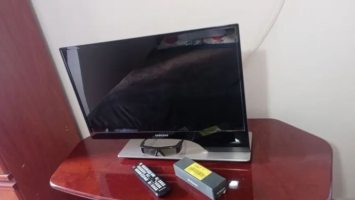 TV Monitor FullHD 3D LED