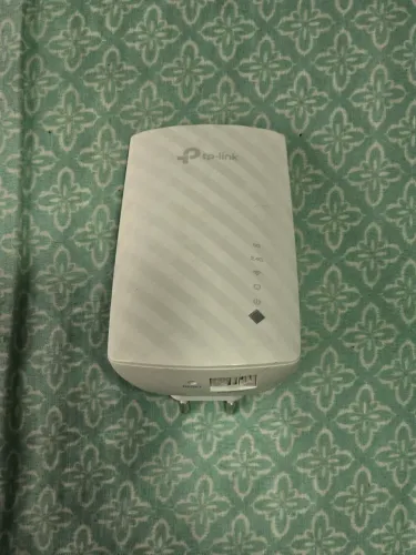 Extensor/repetidor de sinal wi-fi TP-Link RE200