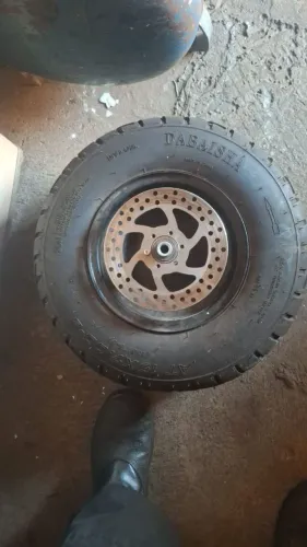 Roda e motor elétrico