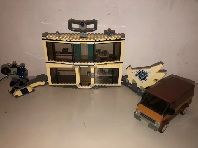 LEGO 76192 Base dos Vingadores e Van (Apenas construção)