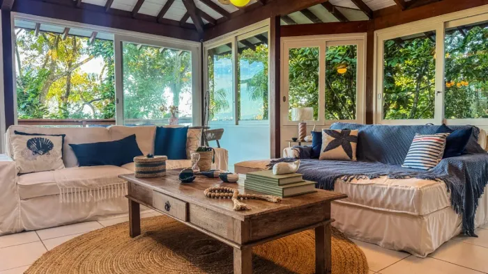 Casa em Condomínio para comprar ou alugar com 280m², 4 quartos, 4 suítes, 2 vagas no bairr