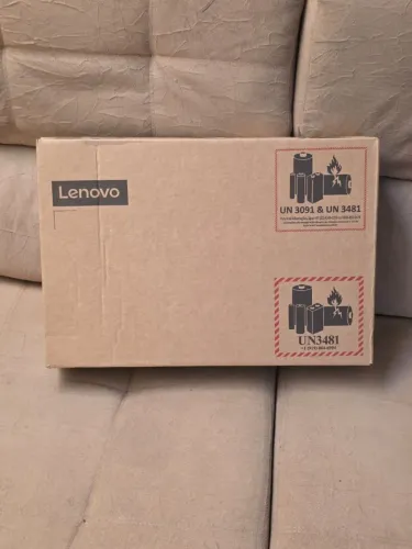 Notebook Lenovo IdeaPad Slim 3i 15.3" - Intel Core i5-13420H, 8GB RAM, 256GB SSD, Linux