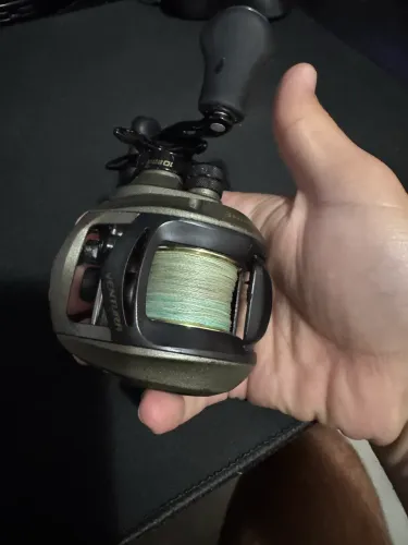 Carretilha Ventura New Vt10 - Semi Nova - somente 2 pescas