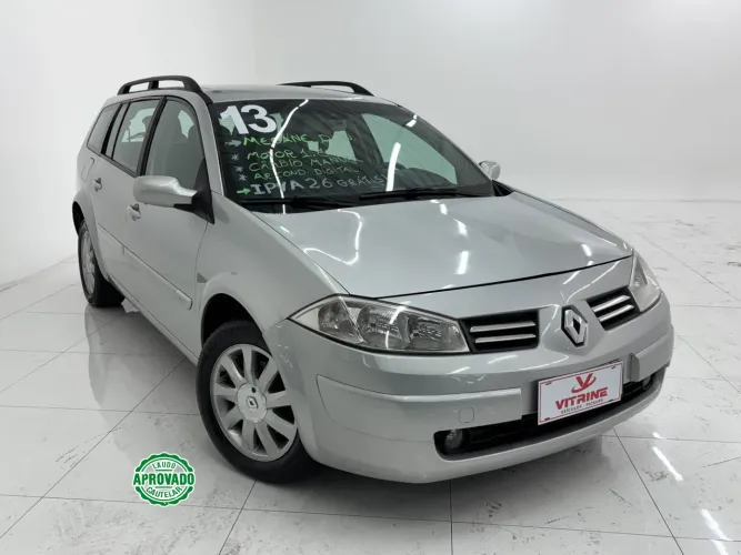 Renault Megane Grand Tour Dynamique 2.0 16V Mec. 2013